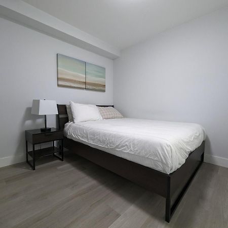 Modern & Luxurious Suites In Surrey Kültér fotó
