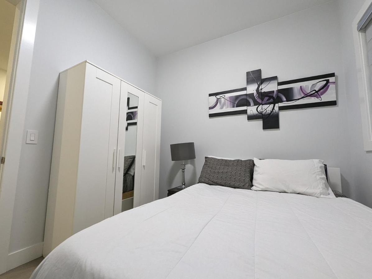 Modern & Luxurious Suites In Surrey Kültér fotó