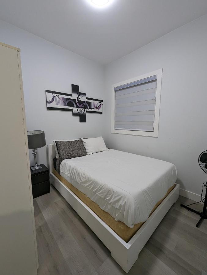 Modern & Luxurious Suites In Surrey Kültér fotó