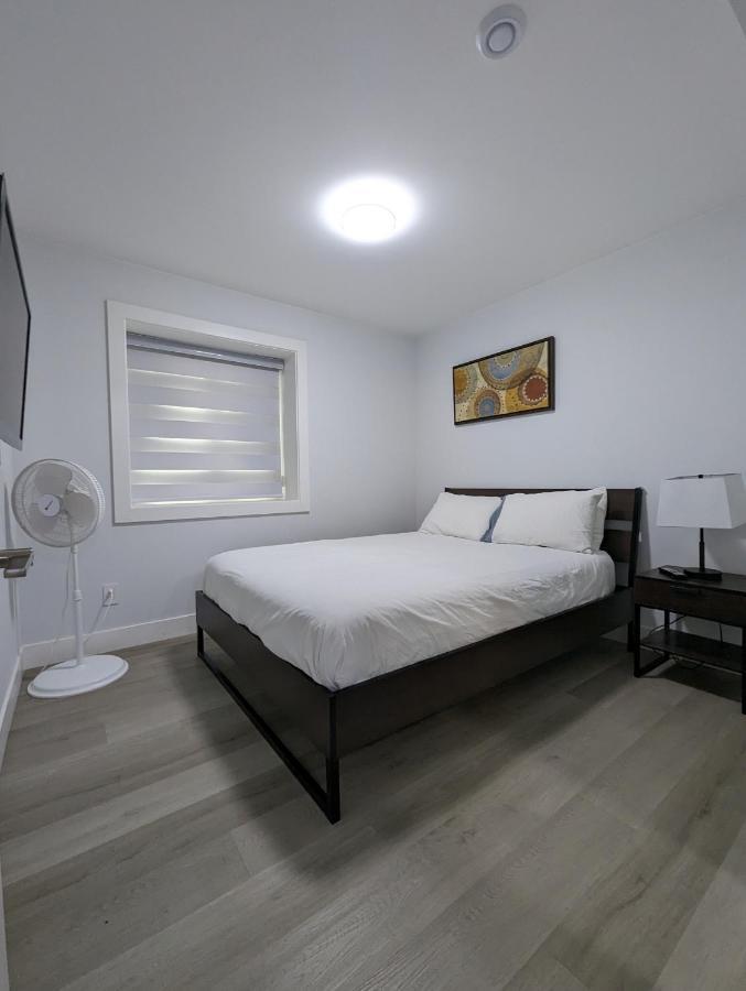 Modern & Luxurious Suites In Surrey Kültér fotó