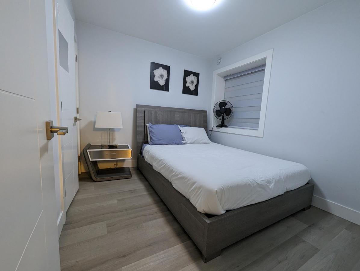 Modern & Luxurious Suites In Surrey Kültér fotó